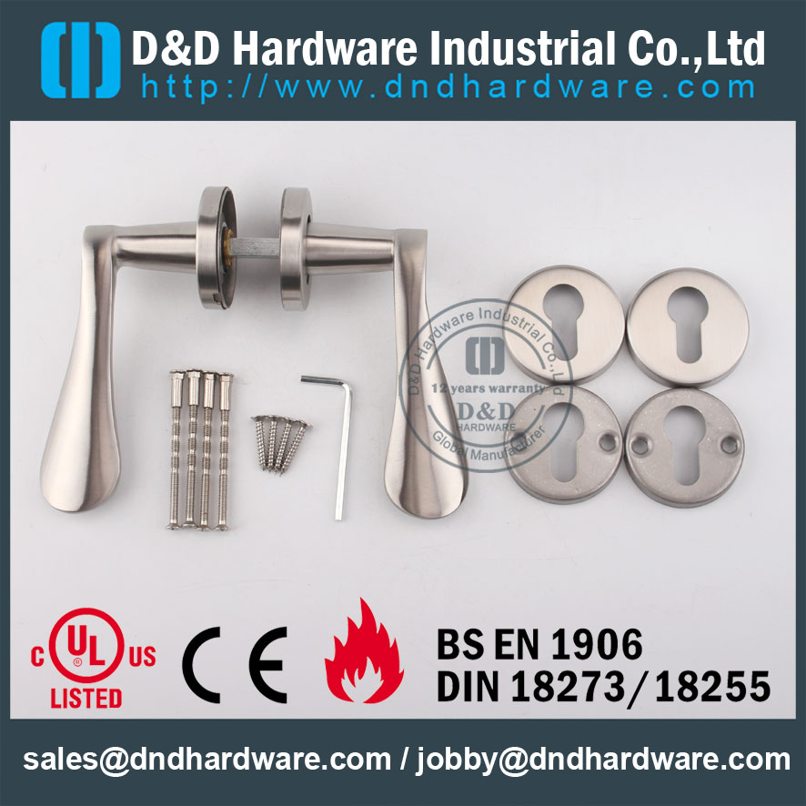 D & D Hardware-Door Quincaillerie Poignée massive DDSH012
