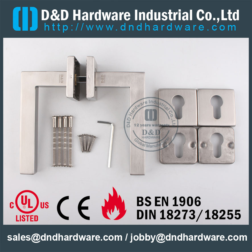 D & amp Hardware-SS304 Poignée creuse carrée DDTH019