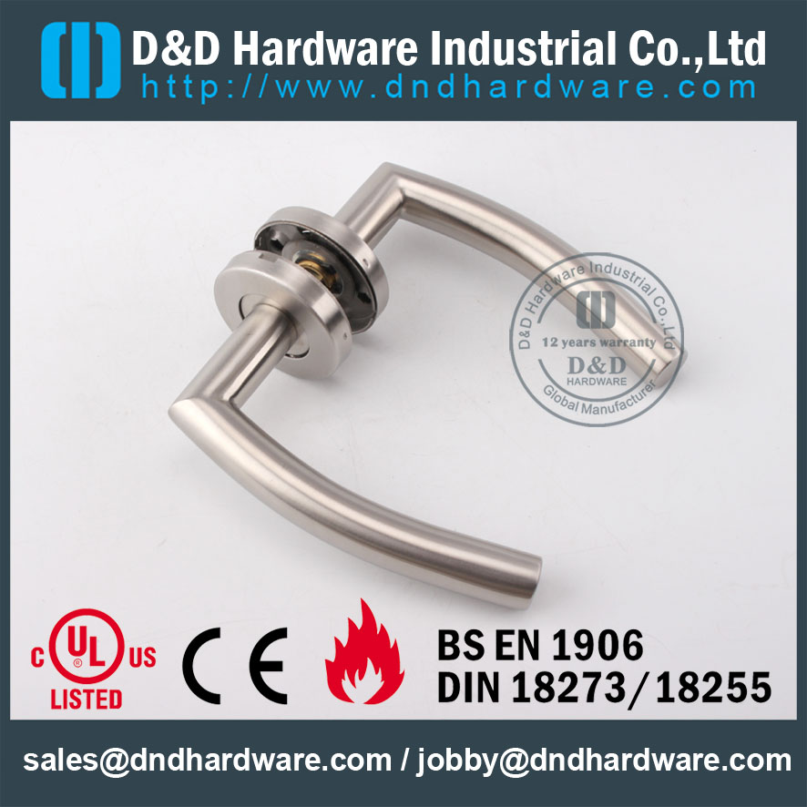Quincaillerie D & amp-D - Poignée de tubulure de porte en acier inoxydable DDTH011
