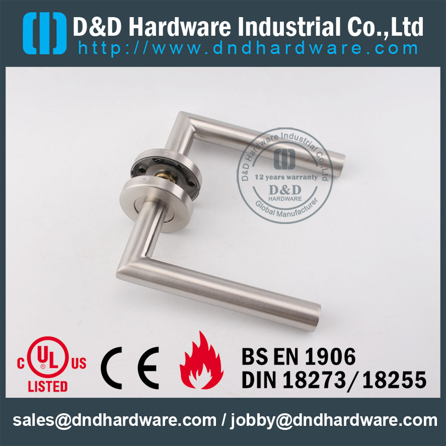 Poignée de levier de porte D & D Hardware-Inox DDTH003