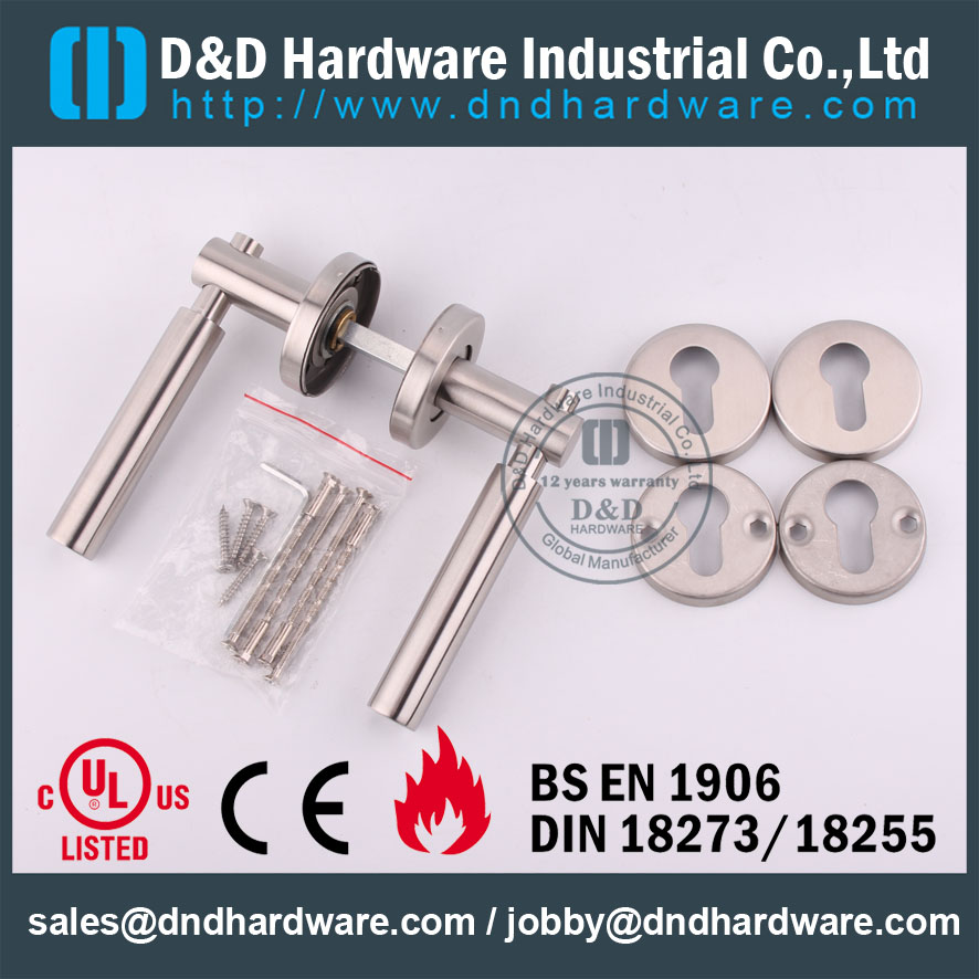 Certificat D & amp Hardware-CE Porte Poignée pleine DDSH034