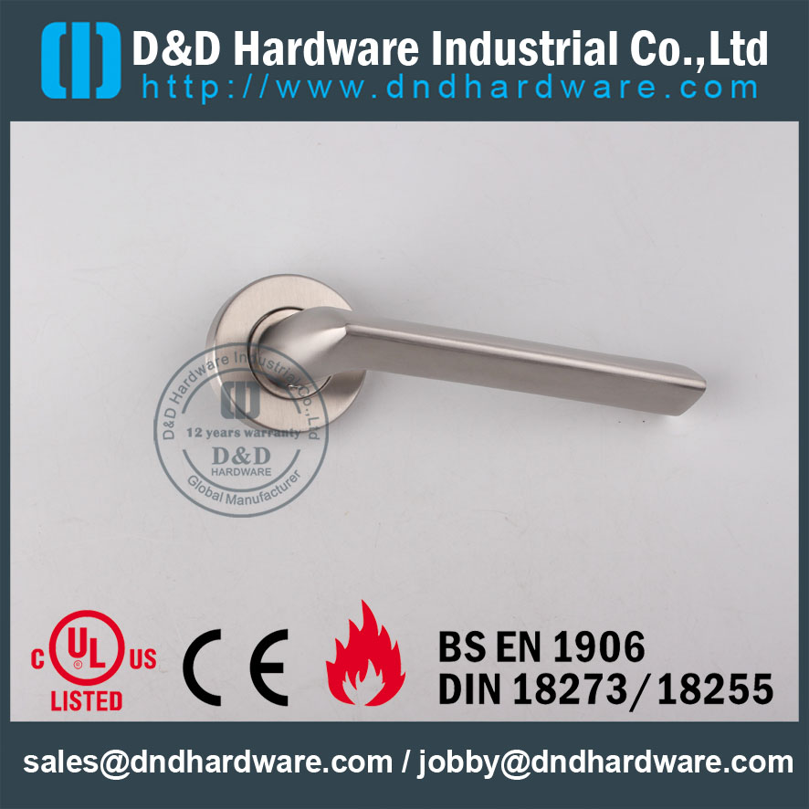 D & D Hardware-Hardware Hardware Poignée de porte en acier inoxydable DDSH016