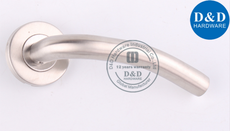 Grade 304 Tube Tube Poignée de porte-D & D Hardware