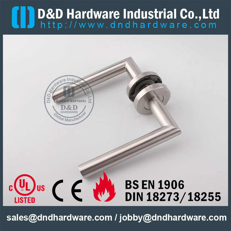 D & D Hardware-porte Matériel SS304 Poignée de levier DDTH003
