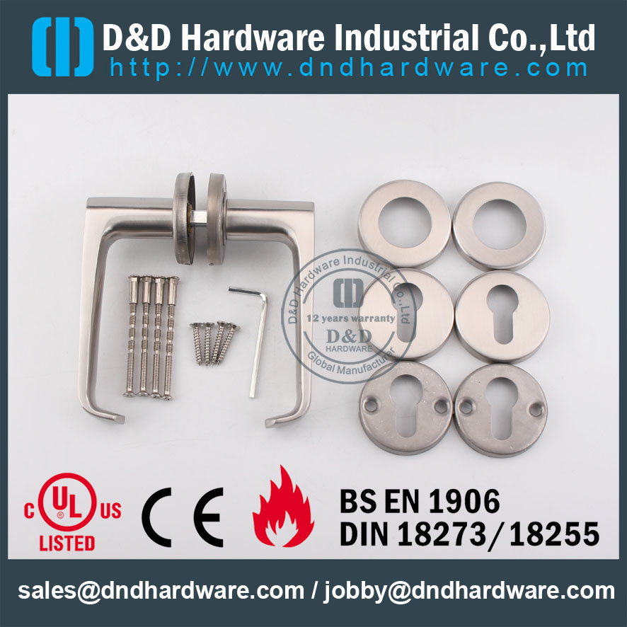 D & D Hardware-Grade 304 Solid Poignée de levier de porte DDSH036