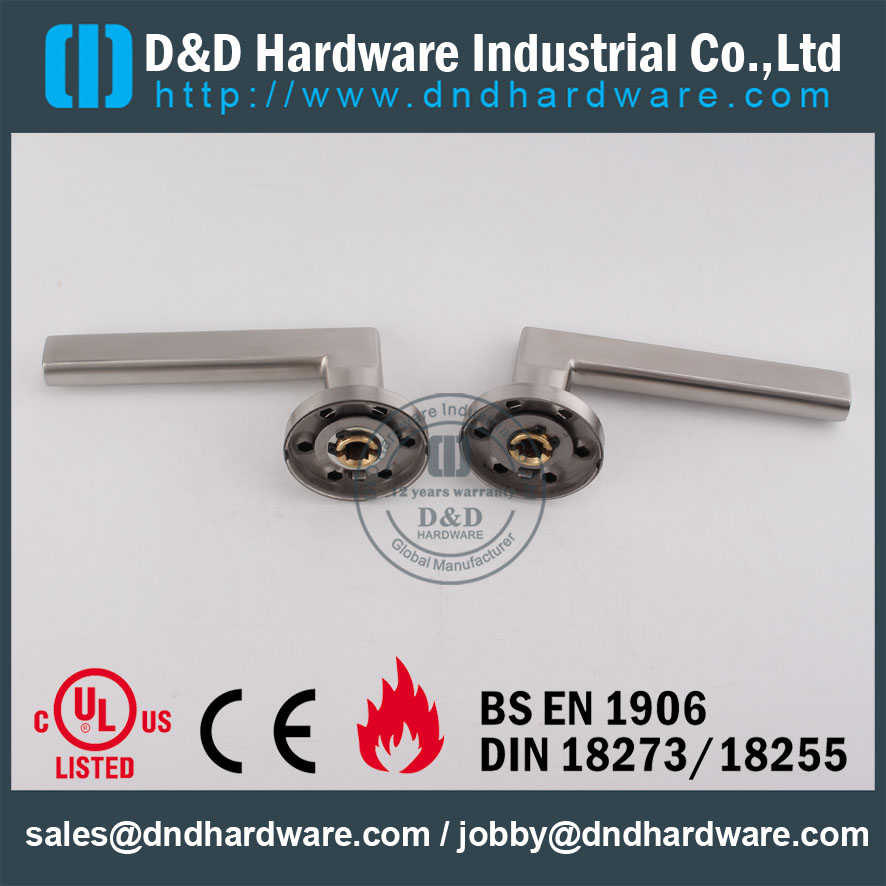 D & D Hardware-Decorative Design Poignée de porte massive DDSH023