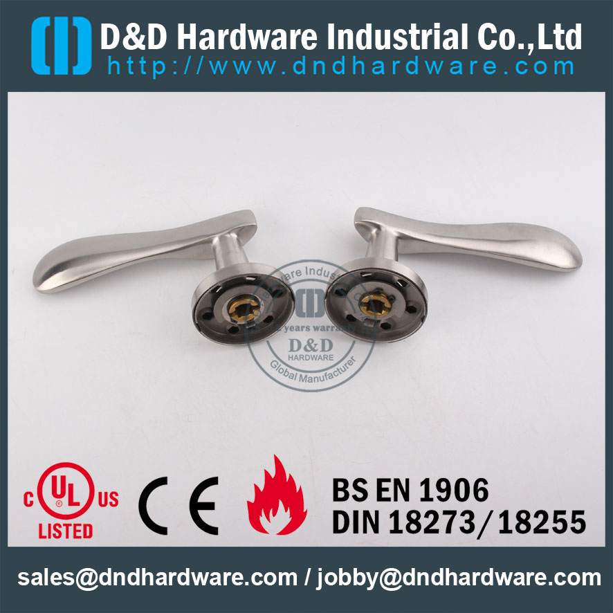 D & D Hardware-Grade 304 Poignée de levier de porte en bois DDSH014