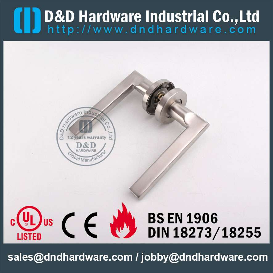 D & amp Hardware-SS304 Poignée creuse pour porte en bois DDTH035