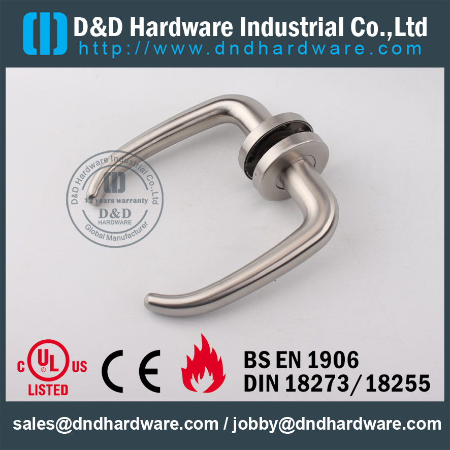 D & amp Hardware-CE Résistant au feu SS304 Poignée de porte pleine DDSH004