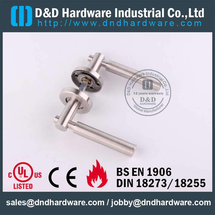 D & D Hardware-Investment Cast Poignée pleine DDSH034