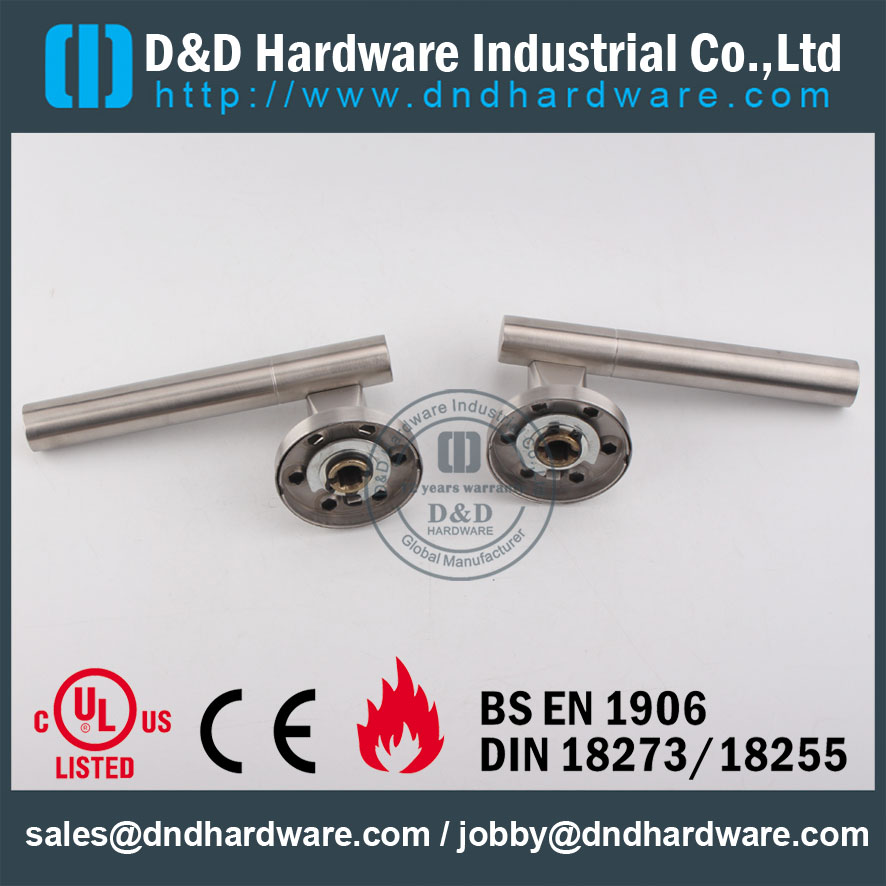 D & D Hardware-Door Hardware SS304 poignée à levier plein DDSH018