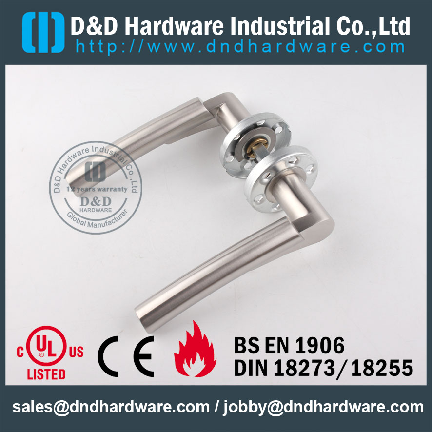 D & D Hardware-Cast Solid Poignée de levier de porte avec CE DDSH017