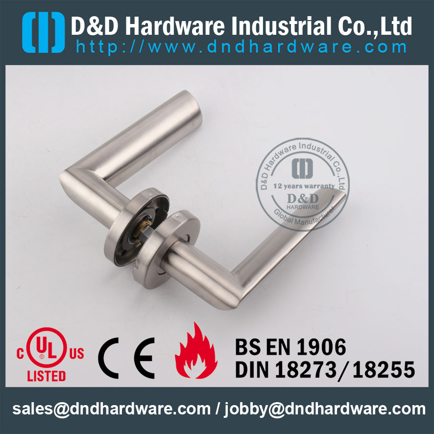D & D Hardware-Grade 304 Poignée à levier pleine CE DDSH011