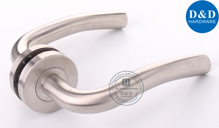 Hardware D & D Handware de la porte du levier de grade 304
