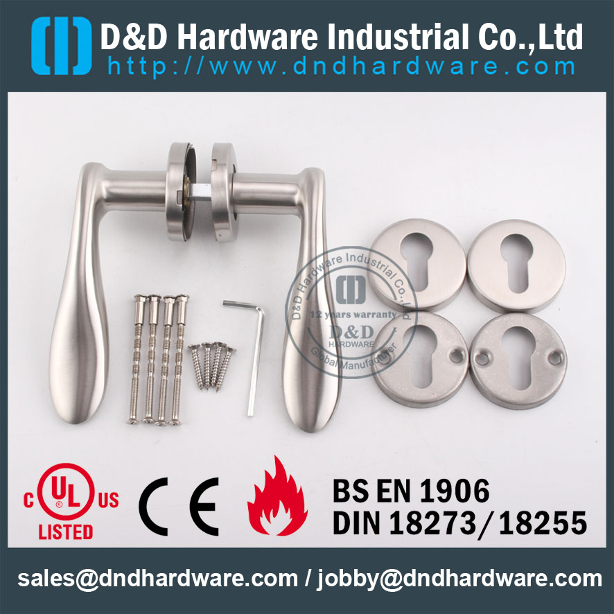 D & D Hardware-Hardware Architectral Poignée massive en acier inoxydable DDSH025