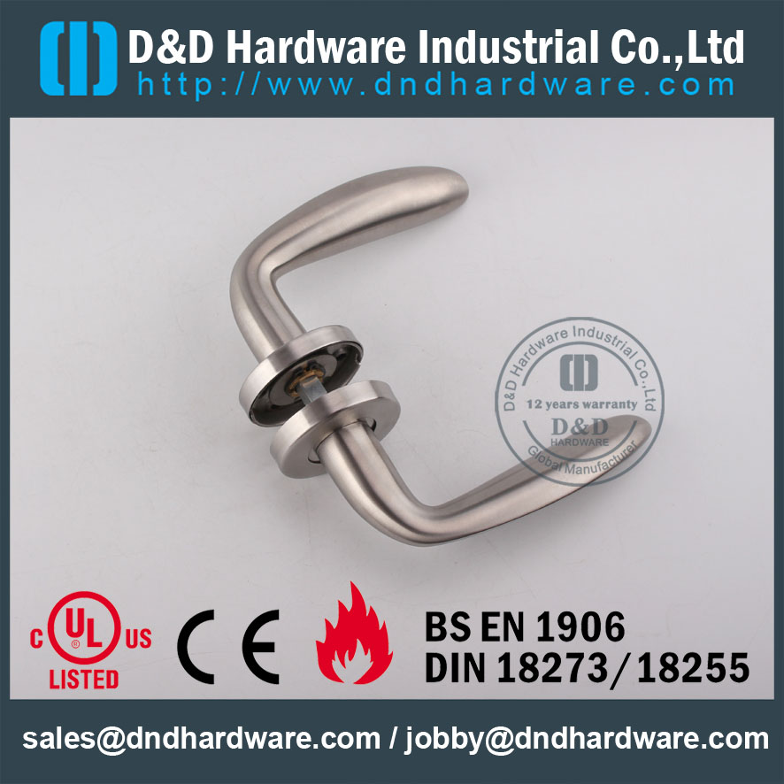 D & amp Hardware-EN1906 SS304 Poignée de porte pleine DDSH019