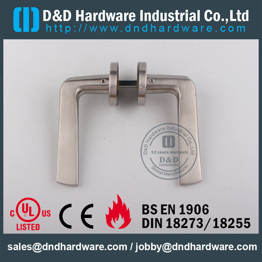 D & amp Hardware - Poignée de porte solide en acier inoxydable 304 DDSH022