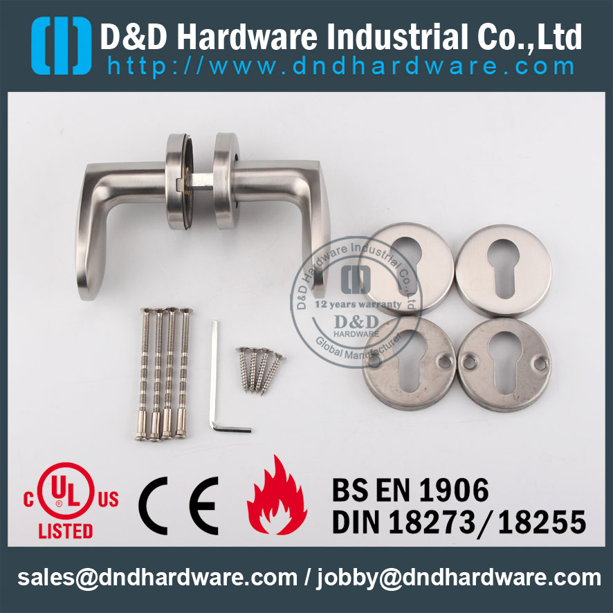 D & D Hardware-Grade 304 Solid Poignée de poignée de porte DDSH038