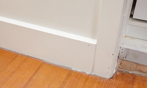 Installation de bouchon de porte