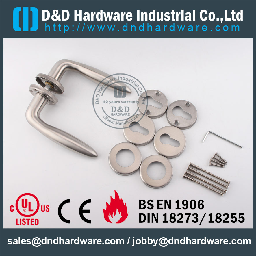 Quincaillerie D & amp Hardware-Poignée de porte creuse en acier inoxydable DDTH036