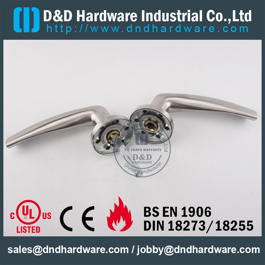D & D Hardware-Casting de porte en métal, poignée à levier pleine DDSH002