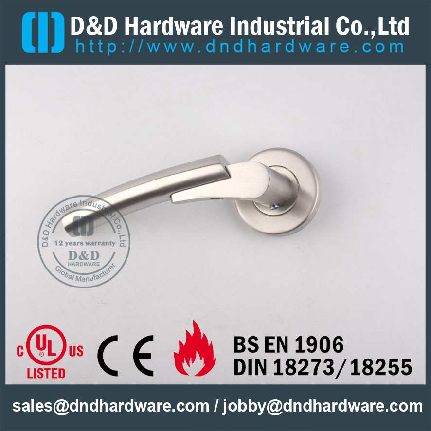 D & D Hardware-Poignée de porte en fonte d’acier inoxydable DDSH017