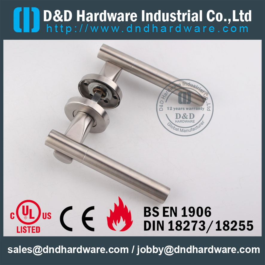 D & amp Hardware - EN06 Poignée massive pour porte en acier inoxydable DDSH018