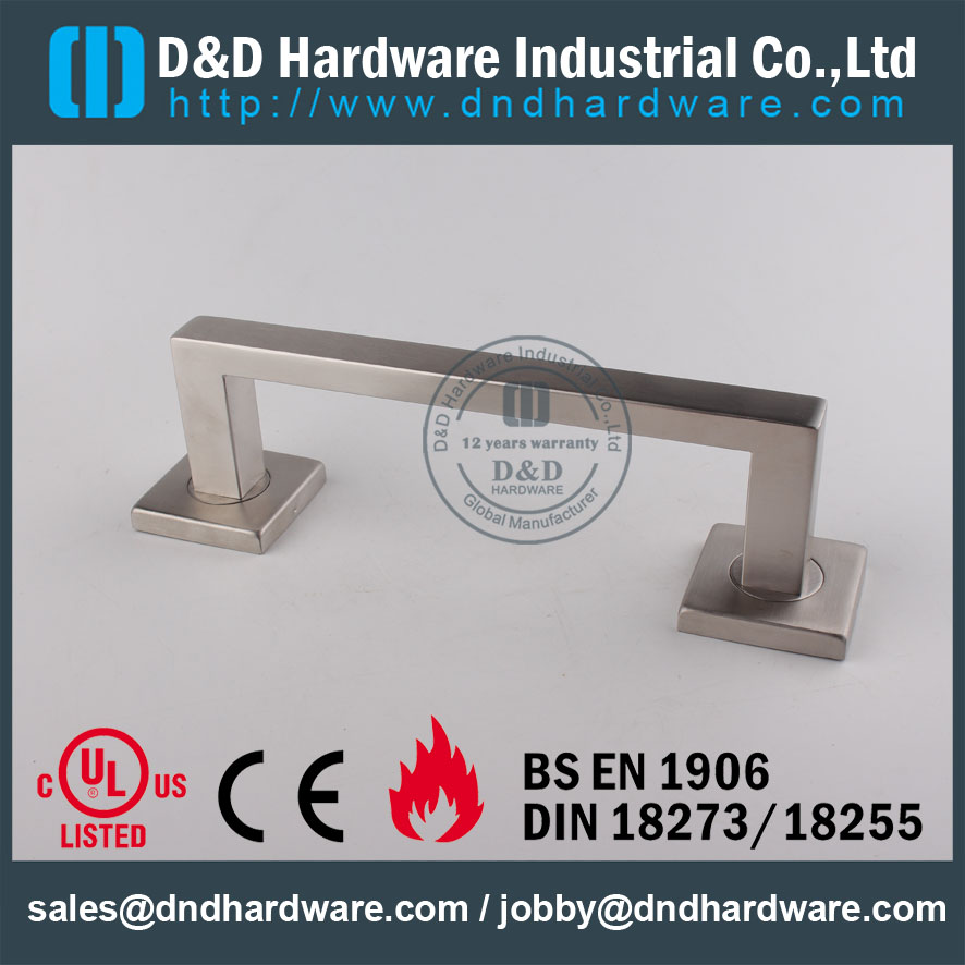D & D Hardware-Wholesale Poignée à tirer en acier inoxydable DDPH019