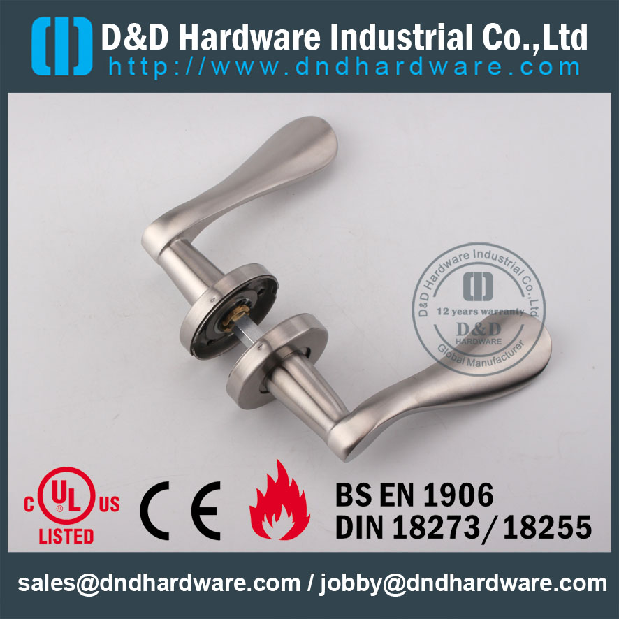 D & D Hardware-Stinaless Steel SS304 Poignée de porte DDSH012