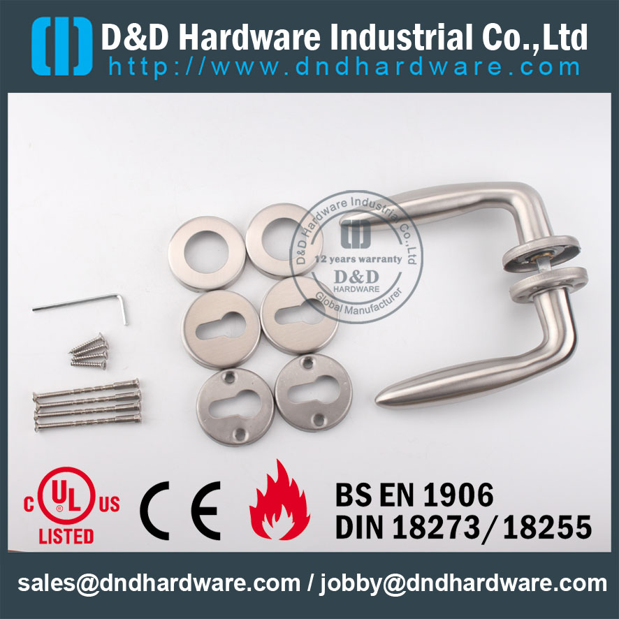 D & D Hardware-Decorative Design Poignée de tubulure DDTH036