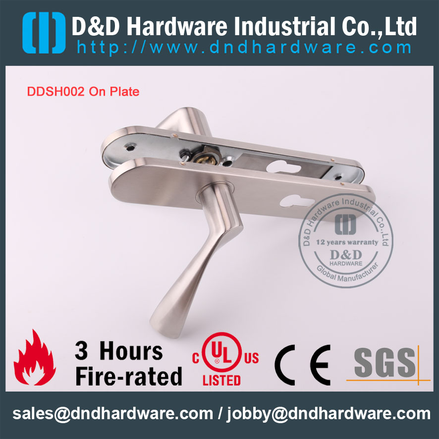 D & D Hardware-Fire Rated SS304 Poignée à levier pleine sur plaque DDTP003