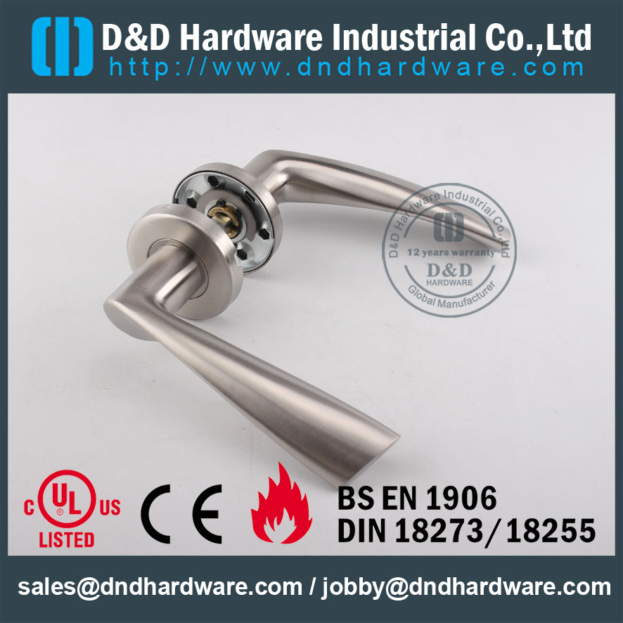 D & D Hardware-Grade 304 Stainless Steel Poignée de levier de porte DDSH002