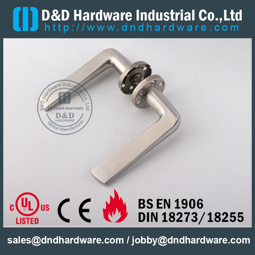 D & D Hardware-Fire Rated SS304 Poignée de porte pleine DDSH022