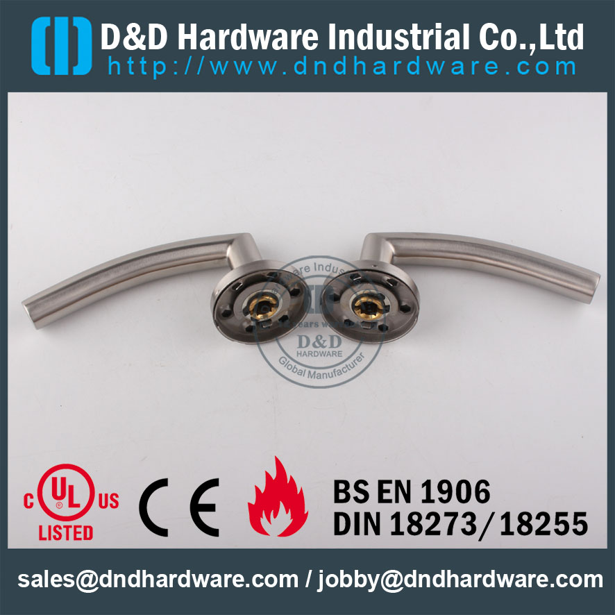 D & D Hardware-Tube Poignée creuse avec certificat CE DDTH011