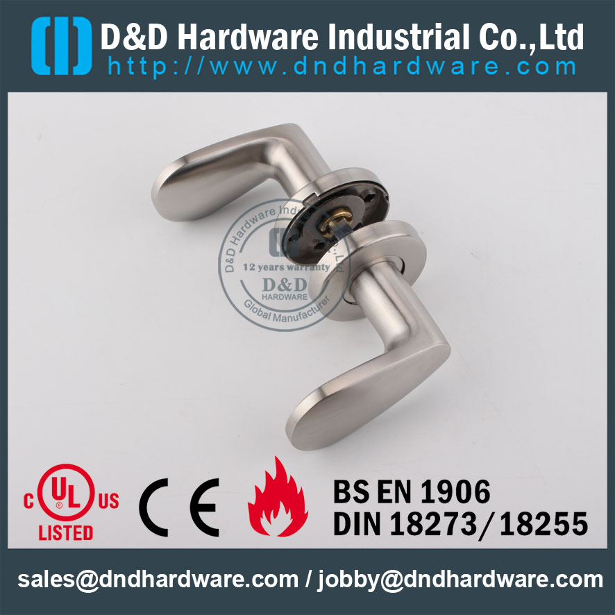 D & amp Hardware - Small en fonte massive Poignée de verrouillage de porte DDSH038