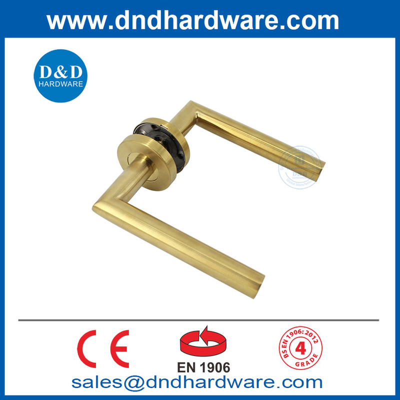 EN1906 Satin Brass Simple Design OEM SS304 Handle de porte du levier intérieur-DDTH003
