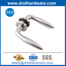 Acier inoxydable 304 Poignées de porte intérieure modernes Lever Porte de porte satinée Handle-DDTH036