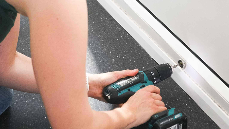 Installation du support de porte