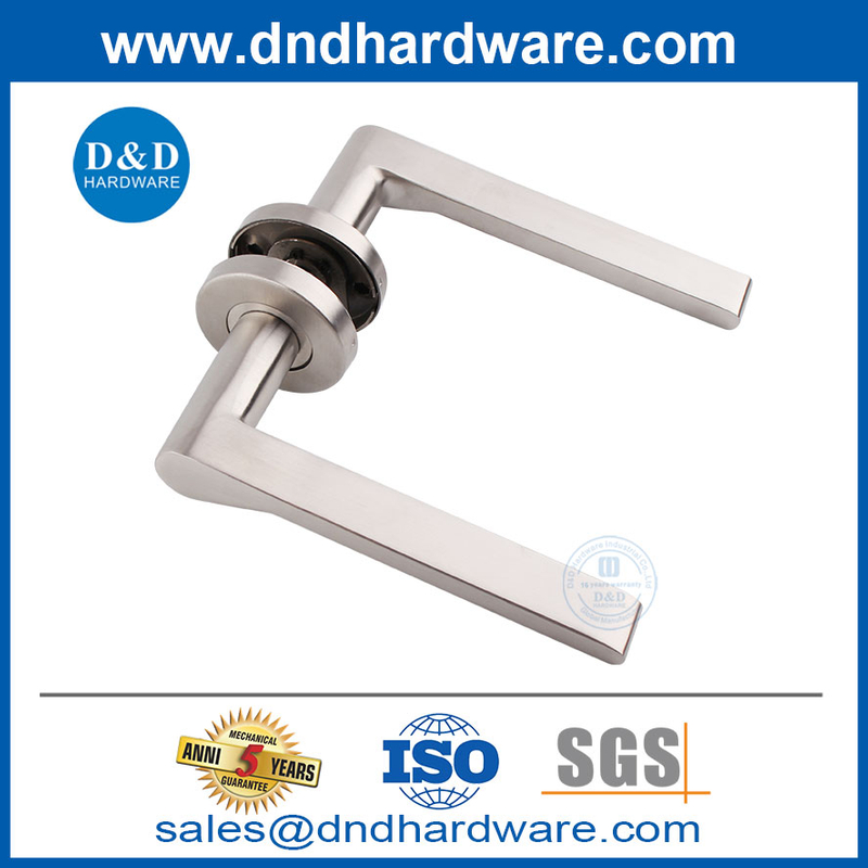 Poignées de porte industrielles en acier inoxydable Handles de porte moderne intérieure-DDTH022