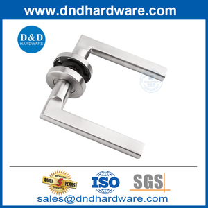 Moderne de design usine en argent en acier inoxydable levier intérieur du levier de la porte de porte-DDTH035